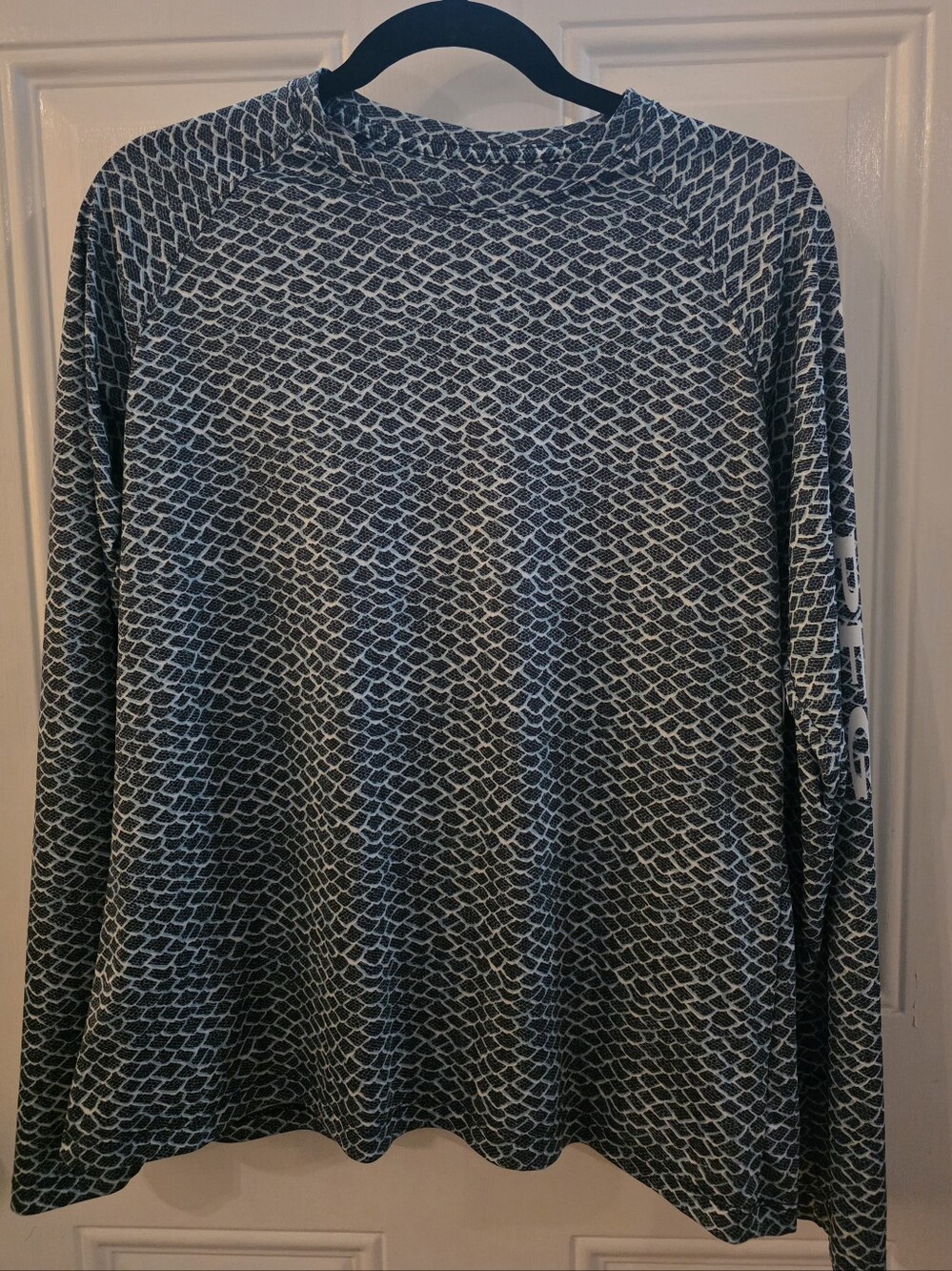 Columbia Long-Sleeve Performance Shirt - Navy & White Scaled Print